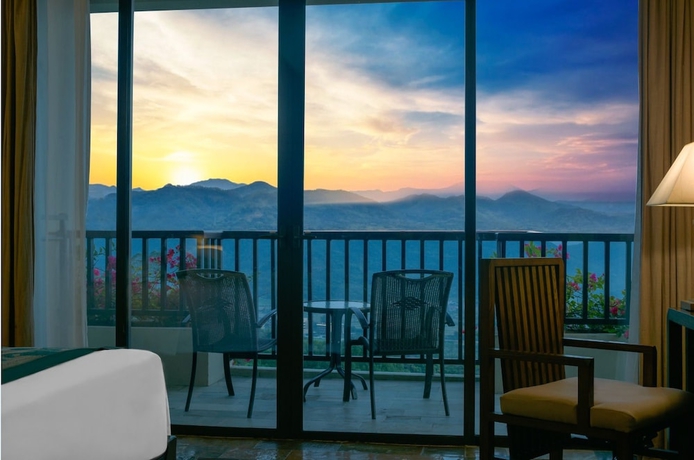 Imagen de la habitación del Hotel Pattra Resort. Foto 12