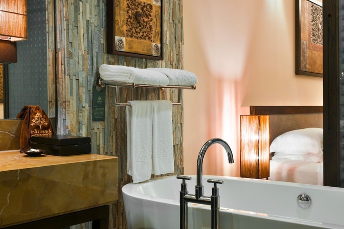 Imagen de la habitación del Hotel Pattra Resort. Foto 15