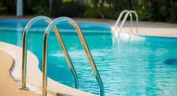 Imagen de la piscina del Hotel Pattra Vill Resort. Foto 15