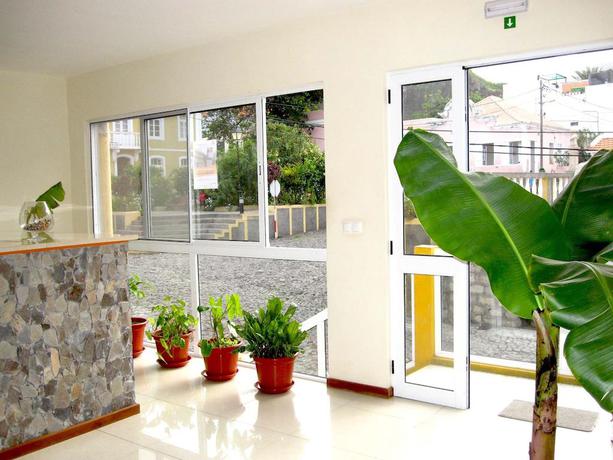 Imagen de los interiores del Hotel Paul Mar. Foto 6