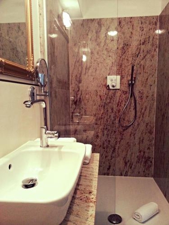 Imagen de la habitación del Hotel Paul Otto. Foto 7