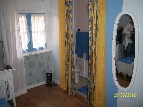 Imagen de la habitación del Hotel Paul Riquet. Foto 5