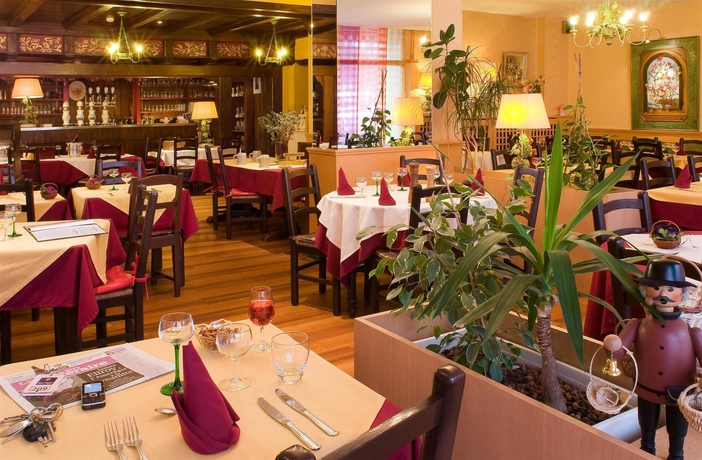 Imagen del bar/restaurante del Hotel Paul and Pia. Foto 4