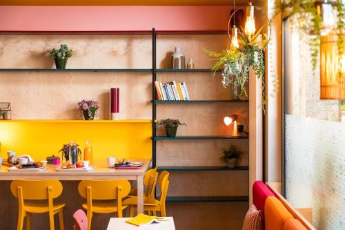 Imagen de los interiores del Hotel Paul and Pia - Welcome Home. Foto 7