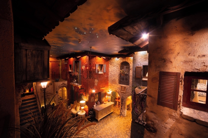 Imagen de los interiores del Hotel Paul\'s Fantasia Boutique Suites. Foto 15