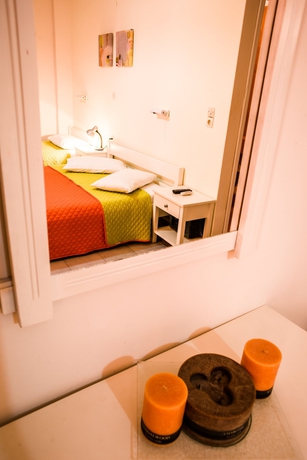 Imagen de la habitación del Hotel Paul's Studio. Foto 17