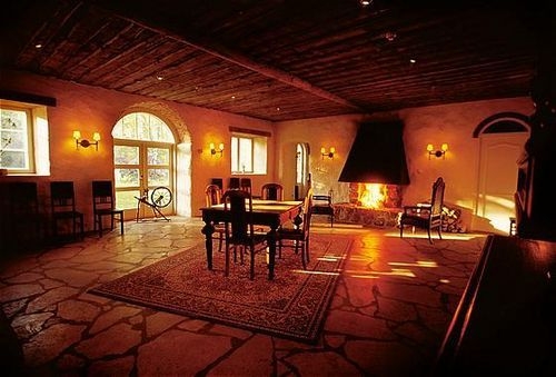 Imagen de los interiores del Hotel P&auml;daste Manor, P&auml;daste. Foto 4
