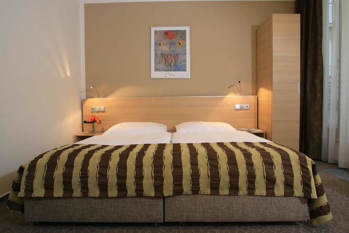 Imagen de la habitación del Hotel Pav. Foto 7