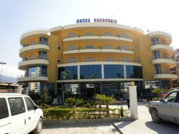 Imagen general del Hotel Pavaresia. Foto 5