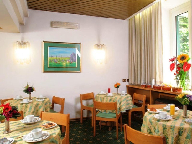 Imagen general del Hotel Pavia, Termini. Foto 1