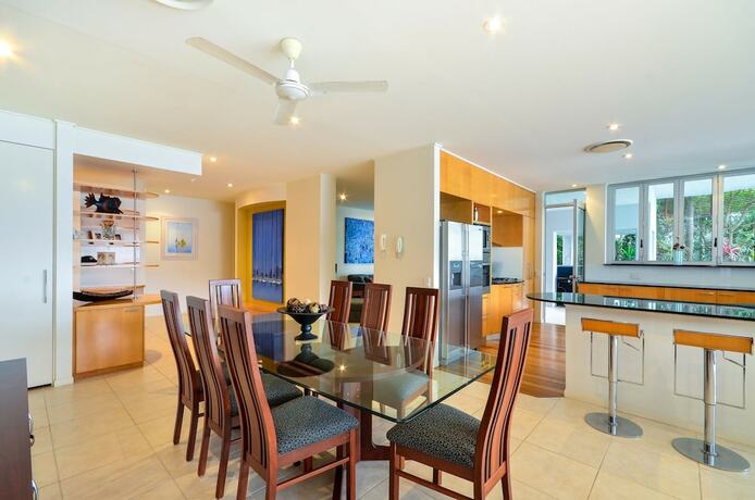 Imagen general del Hotel Pavilion 17 Oceanfront Ground Floor 4 Bedroom Heated Pool Plus Golf Buggy. Foto 8