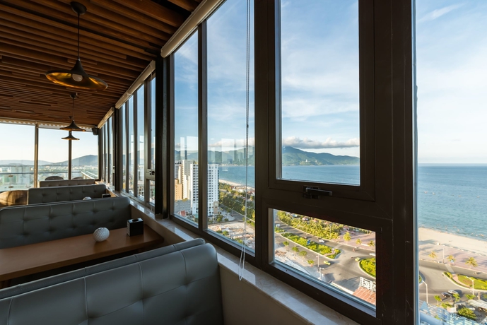Imagen del bar/restaurante del Hotel Pavilion Da Nang. Foto 4