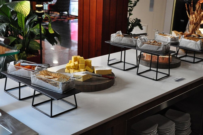 Imagen del bar/restaurante del Hotel Pavilion On Northbourne. Foto 5