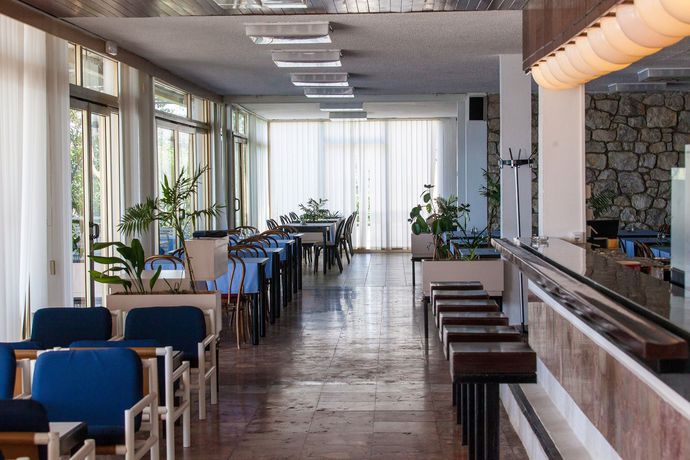 Imagen de los exteriores del Hotel Paviljoni Kacjak. Foto 7