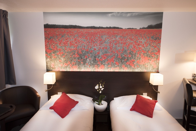 Imagen de la habitación del Hotel Pavillon Des Gâtines. Foto 5