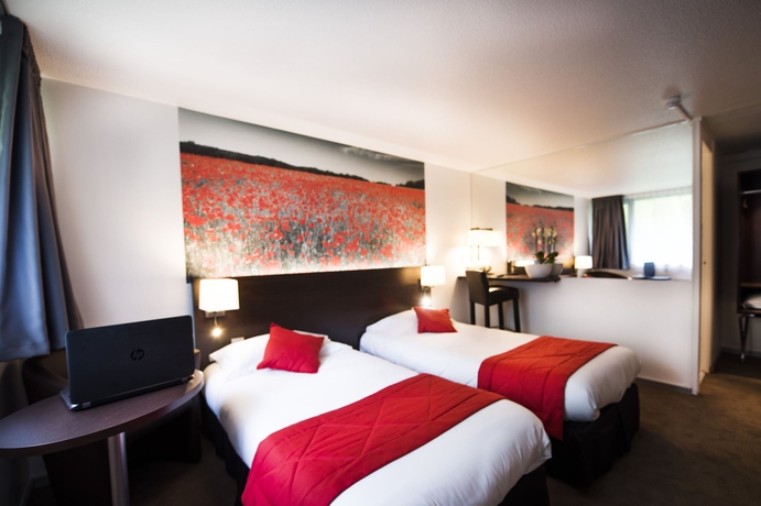 Imagen de la habitación del Hotel Pavillon Des Gâtines. Foto 6