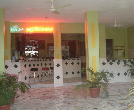 Imagen de los exteriores del Hotel Pavillon Des Receptions and. Foto 9