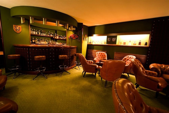 Imagen del bar/restaurante del Hotel Pavillon. Foto 1