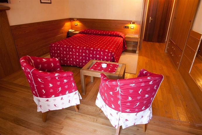 Imagen de la habitación del Hotel Pavillon. Foto 6