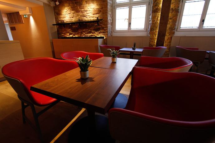 Imagen del bar/restaurante del Hotel Pavillon Regent Petite France. Foto 6