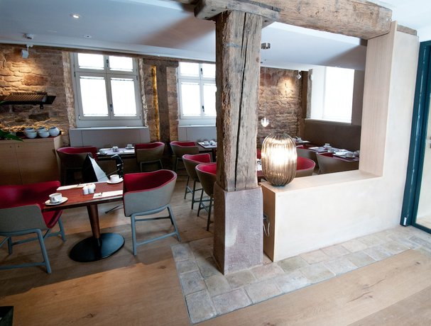 Imagen del bar/restaurante del Hotel Pavillon Regent Petite France. Foto 8