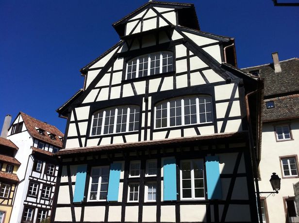 Imagen de los exteriores del Hotel Pavillon Regent Petite France. Foto 18