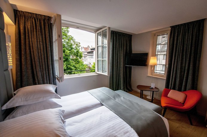 Imagen de la habitación del Hotel Pavillon Regent Petite France. Foto 14