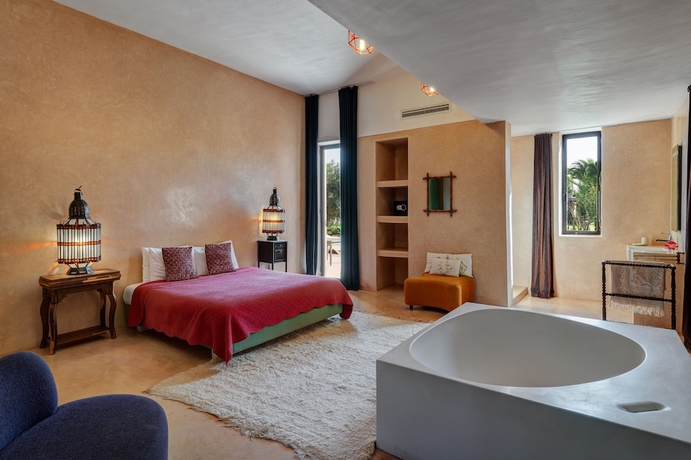 Imagen de la habitación del Hotel Pavillon Terra Ababila. Foto 4
