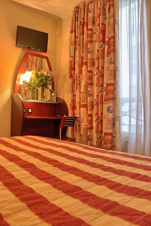 Imagen de la habitación del Hotel Pavillon Villiers Etoile. Foto 8