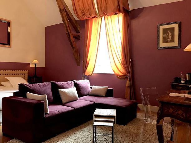 Imagen de la habitación del Hotel Pavillon du Chateau. Foto 2