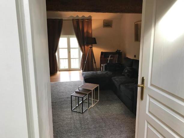 Imagen de la habitación del Hotel Pavillon du Chateau. Foto 10