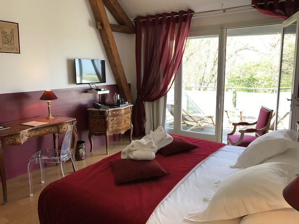 Imagen de la habitación del Hotel Pavillon du Chateau. Foto 11