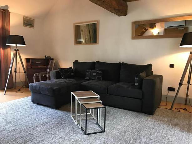 Imagen de la habitación del Hotel Pavillon du Chateau. Foto 17