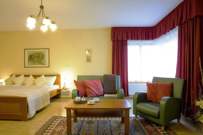 Imagen de la habitación del Hotel Pavilon. Foto 16