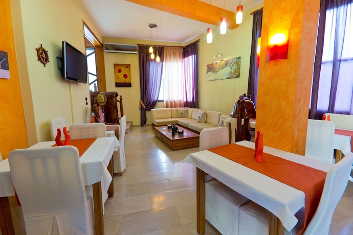 Imagen de los interiores del Hotel Pavlidis. Foto 13