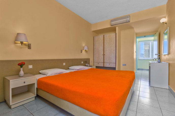 Imagen de la habitación del Hotel Pavlos. Foto 2