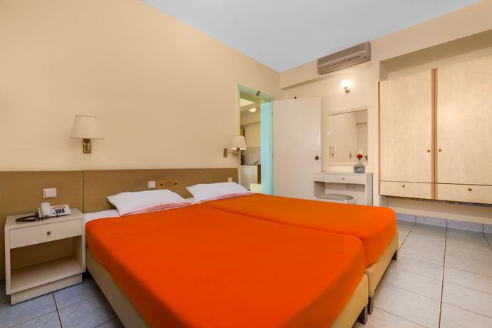 Imagen de la habitación del Hotel Pavlos. Foto 7