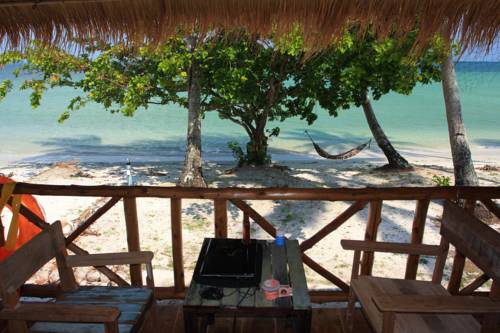 Imagen de la habitación del Hotel Pawapi Beach Resort Koh Mook. Foto 12