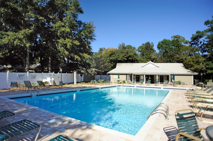 Imagen de la piscina del Hotel Pawleys Plantation Golf and Country Club. Foto 19