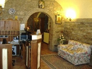 Imagen general del Hotel Pax, Asis. Foto 2