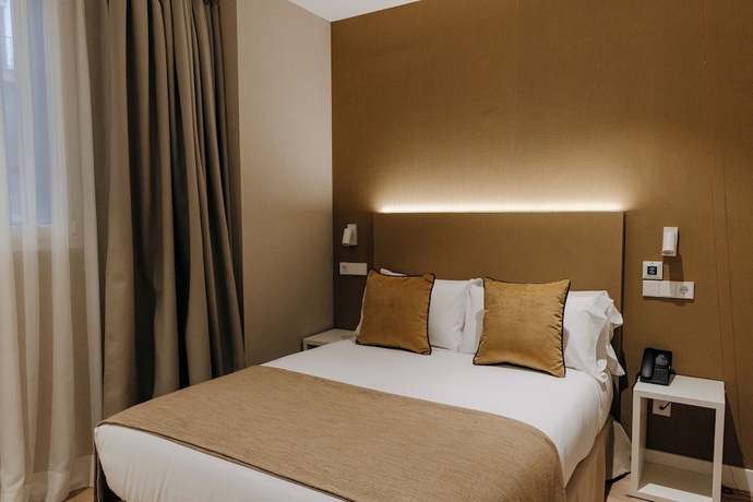 Imagen de la habitación del Hotel Pax Atocha. Foto 10