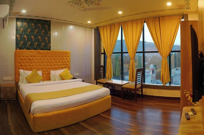 Imagen de la habitación del Hotel Pax Grand Blue Udaipur. Foto 16
