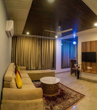 Imagen de la habitación del Hotel Pax Grand Blue Udaipur. Foto 18