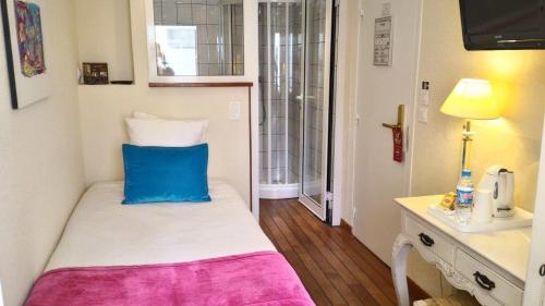 Imagen de la habitación del Hotel Pax Opera. Foto 5