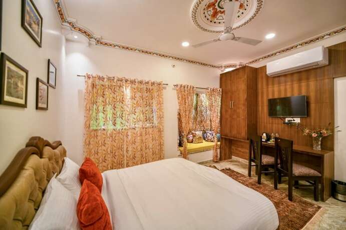 Imagen de la habitación del Hotel Pax Rafahiya Haveli Udaipur. Foto 19