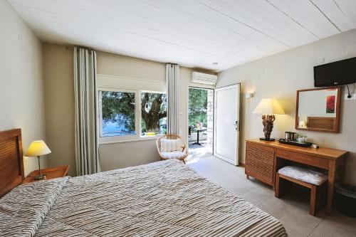 Imagen de la habitación del Hotel Paxos Beach. Foto 14