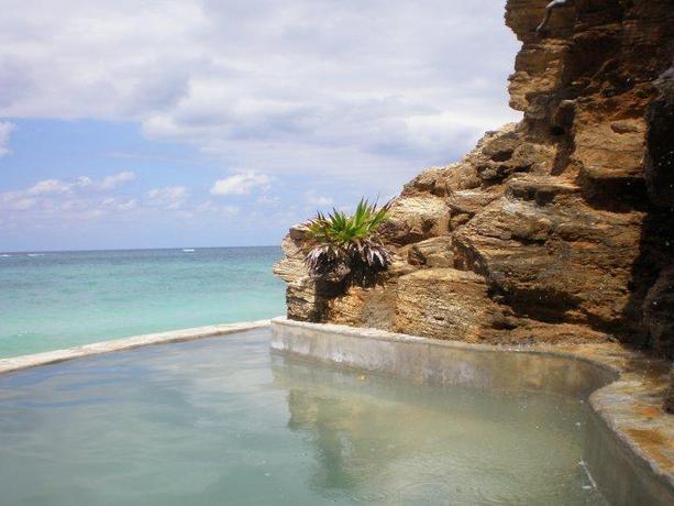 Imagen de los exteriores del Hotel Paya Bay Resort. Foto 9