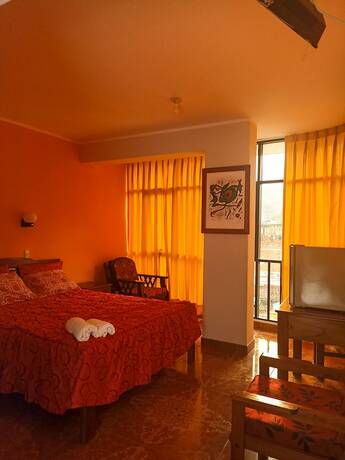 Imagen de la habitación del Hotel Payanito. Foto 16