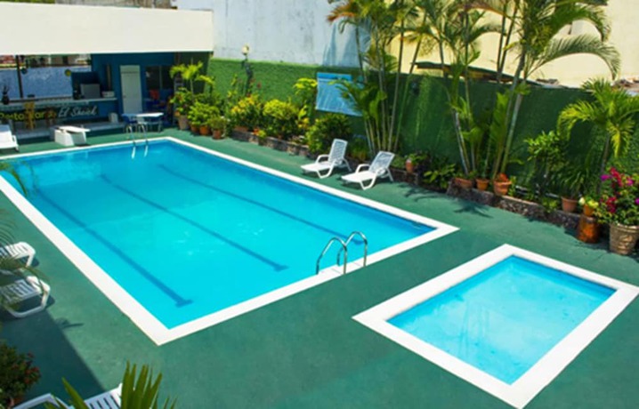 Imagen de la piscina del Hotel Payaqui. Foto 7