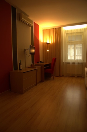 Imagen de la habitación del Hotel Payer. Foto 12
